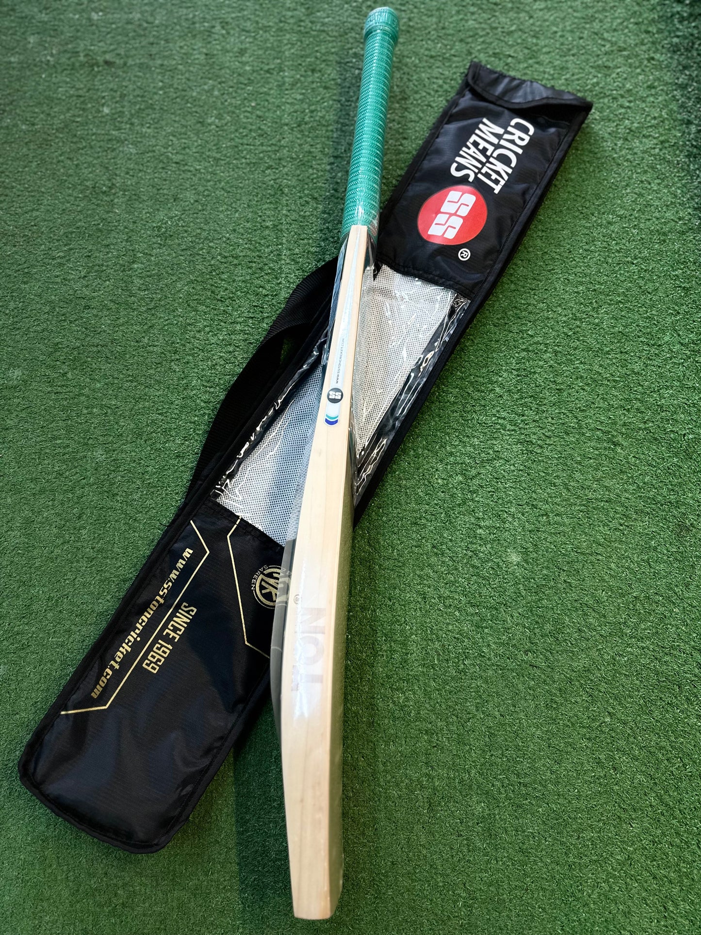 SS dynasty EW cricket bat (SH)