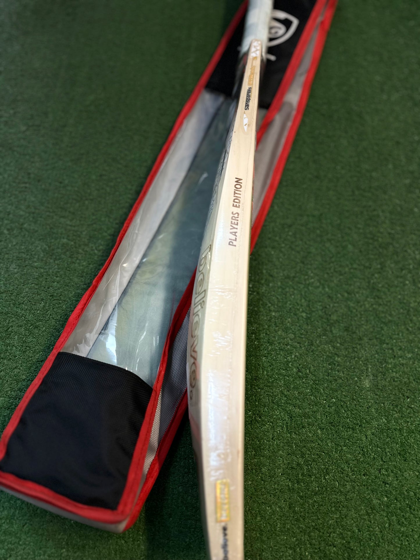 SG Players Edition EW cricket bat (Size 6)