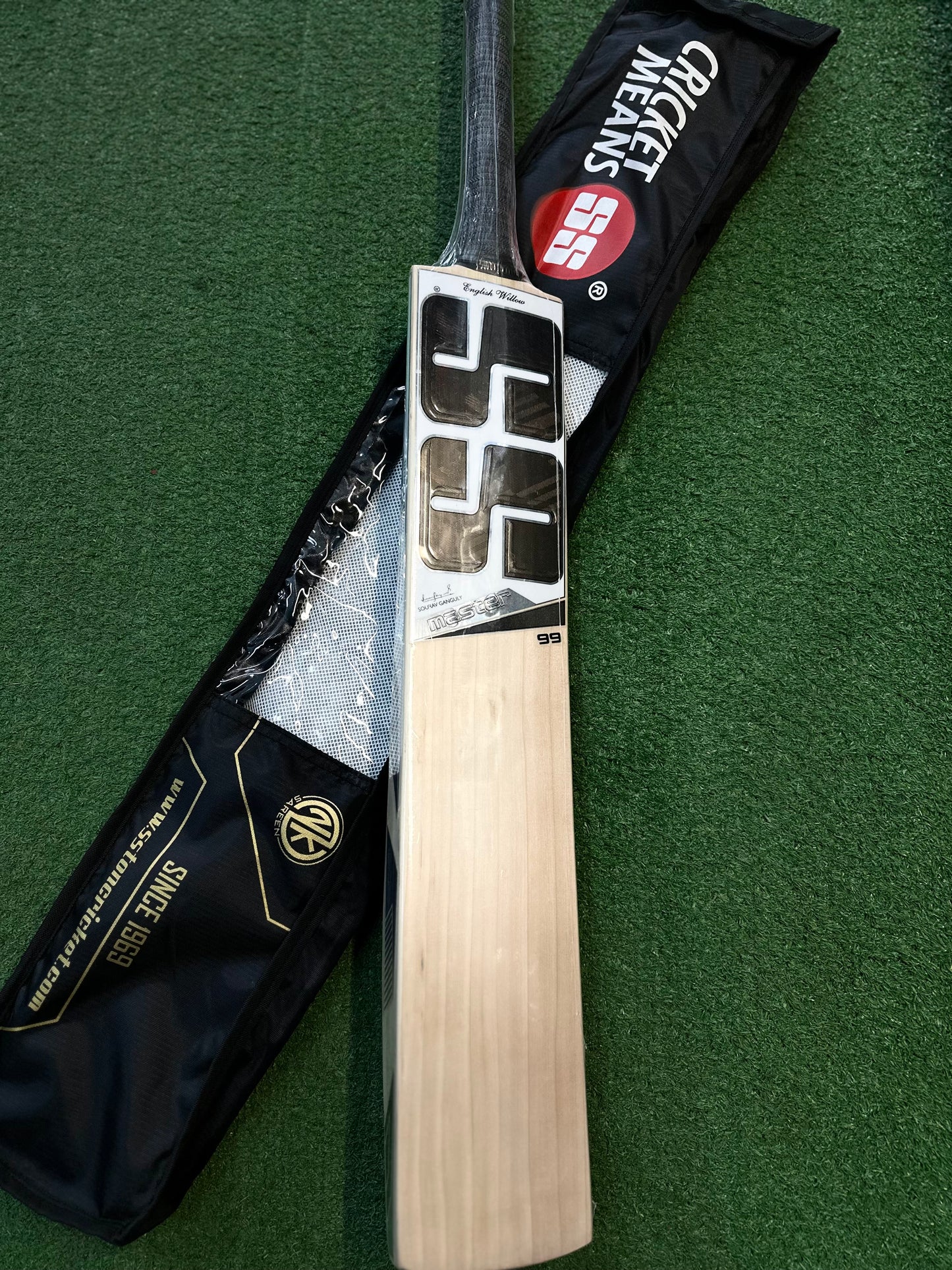 SS master 99 EW cricket bat