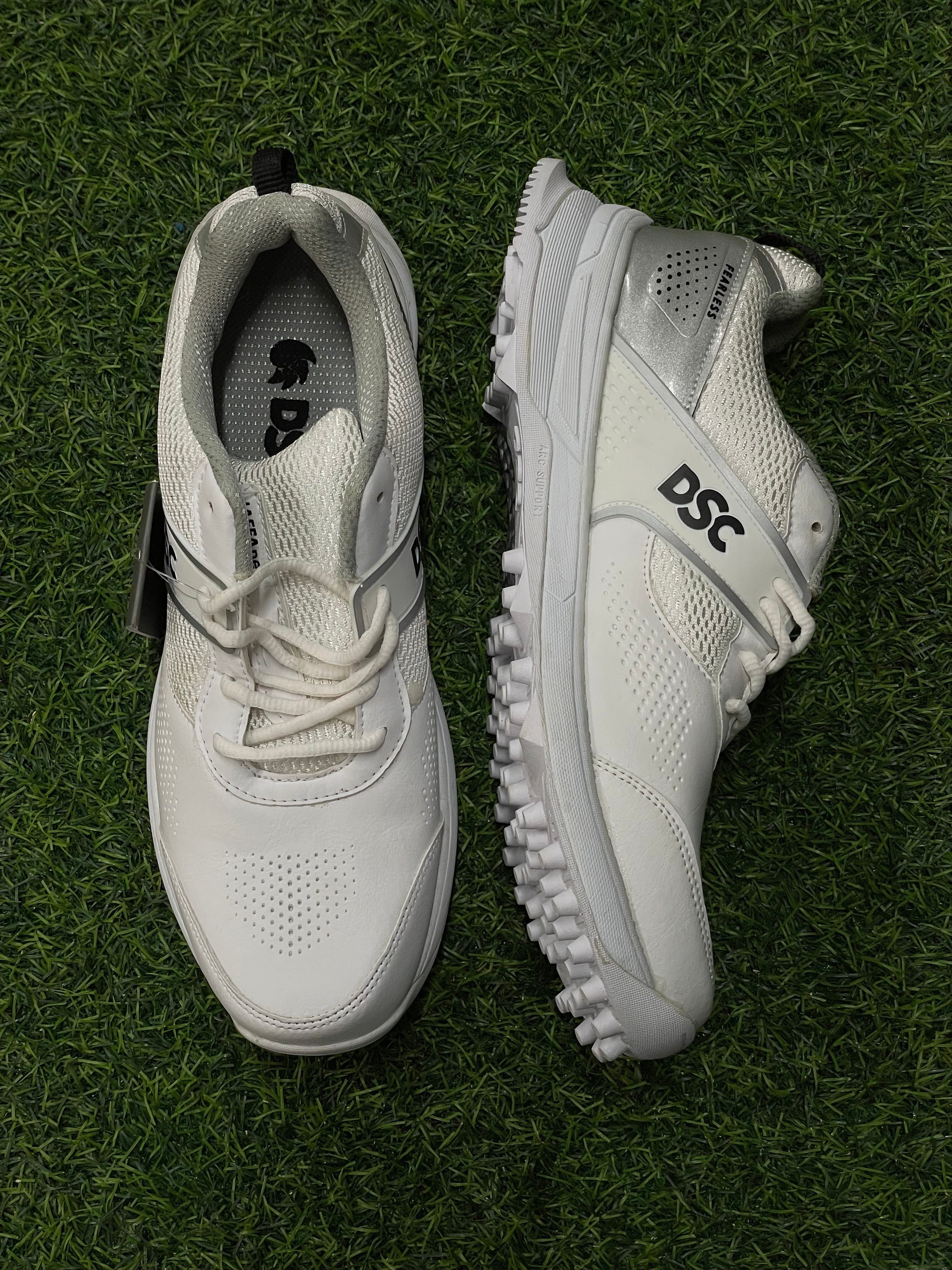 DSC JAFFA NEO RUBBER SPIKES WHT & GRY