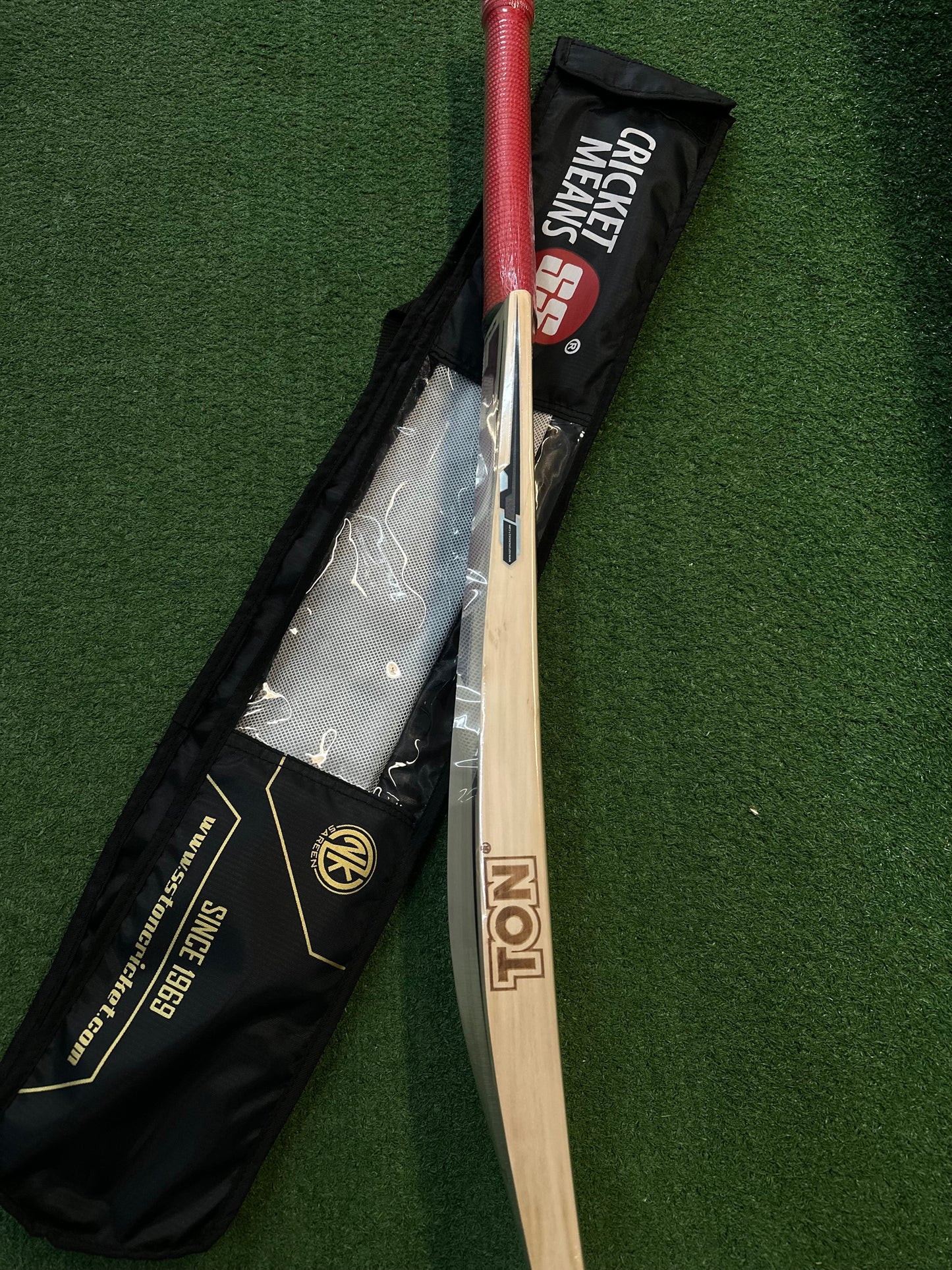 TON super EW cricket bat (SH)