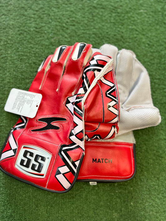 SS Match Keeping Gloves (Adults)