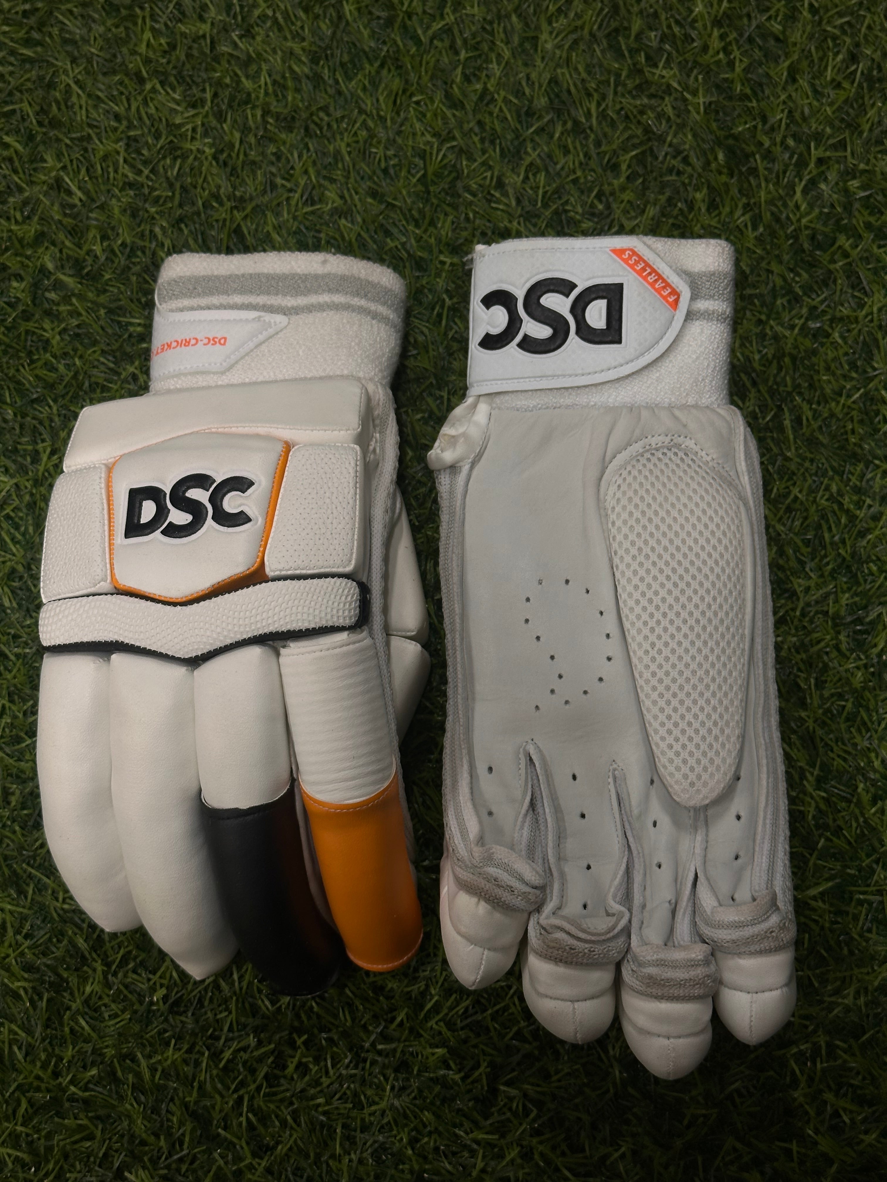 DSC KRUNCH MENS RH BATTING GLOVES