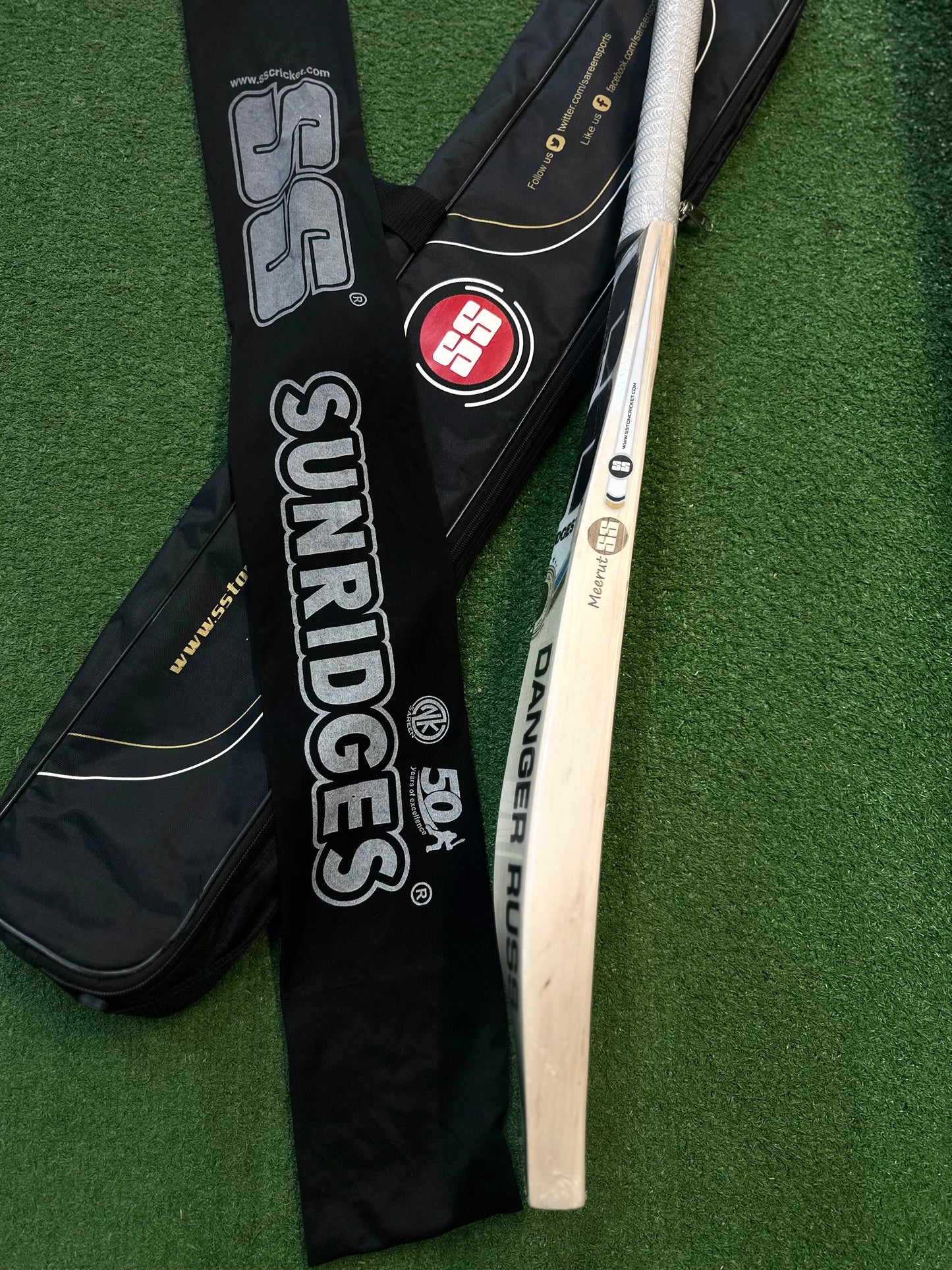 SS Dre Russ 2.0 EW cricket bat (SH)