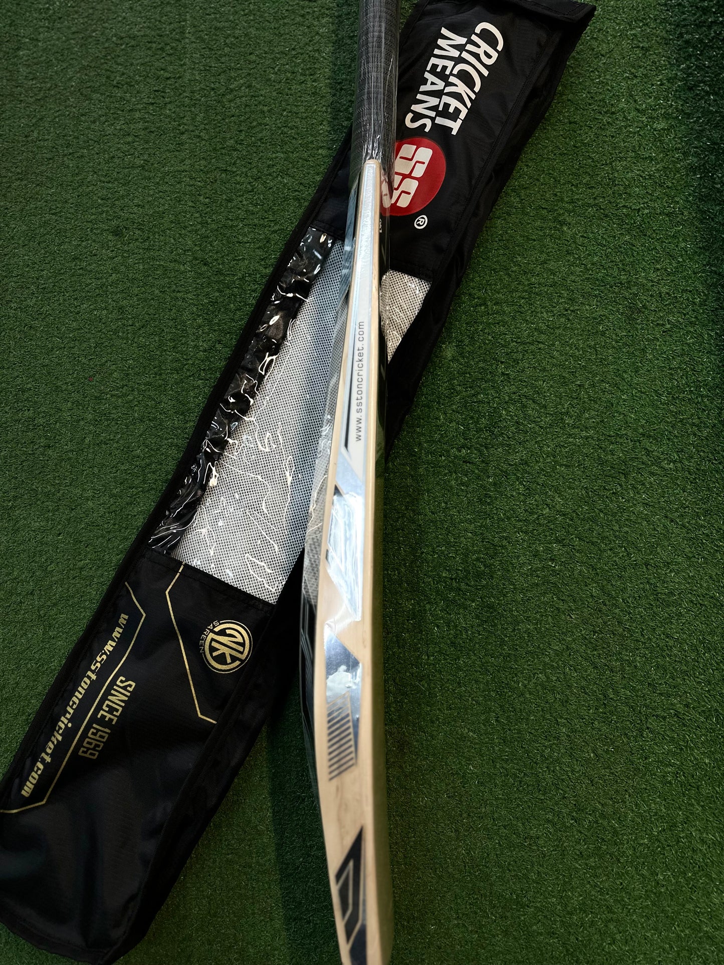 SS master 99 EW cricket bat