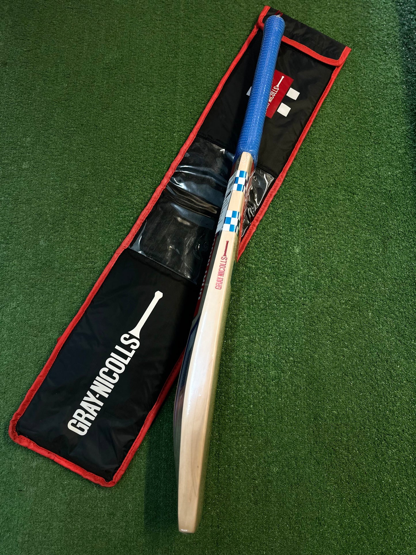 Gray-Nicolls Delta EW cricket bat (SH)