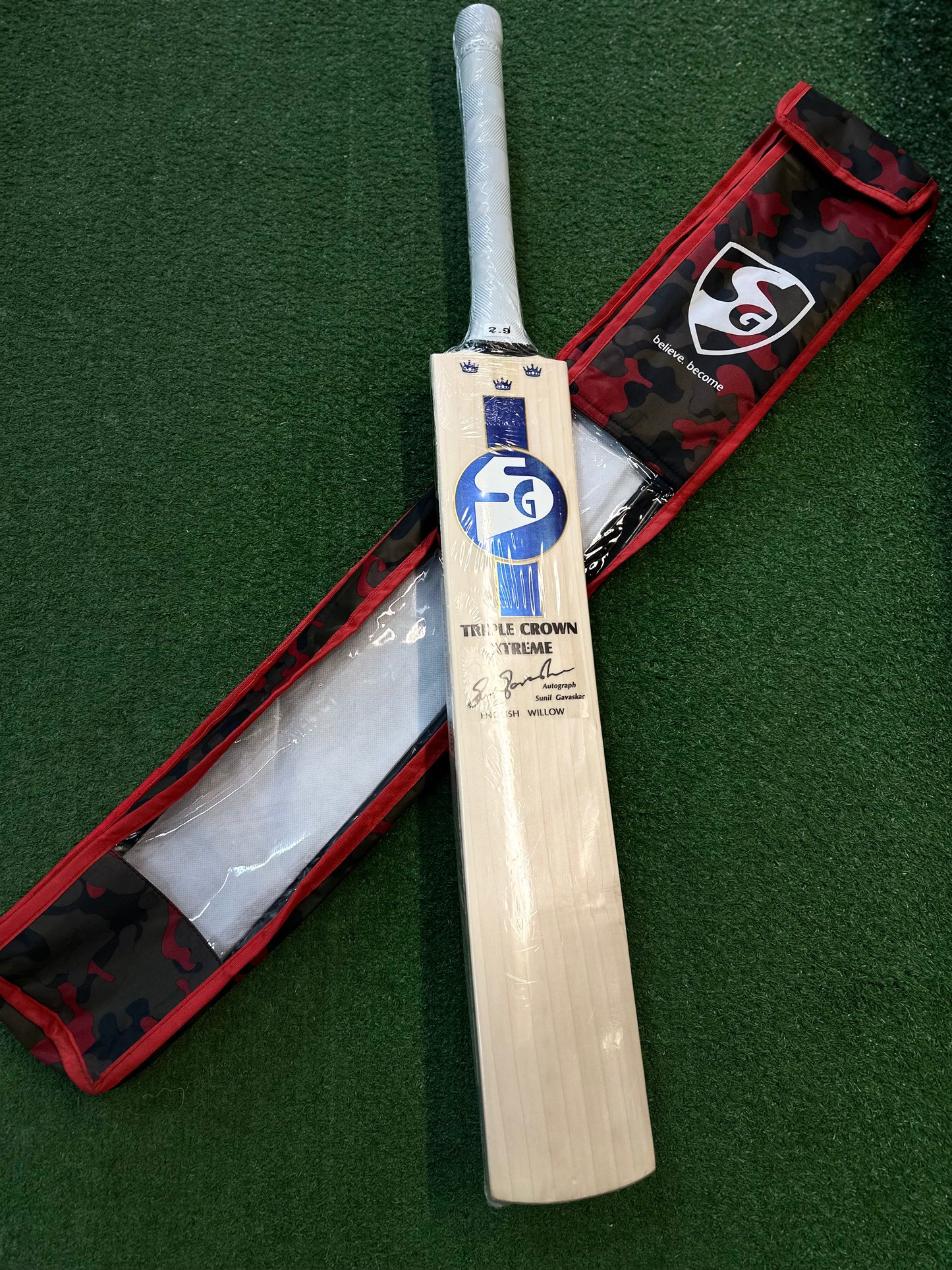 SG TRIPPLE CROWN XTREME EW CRICKET -SH