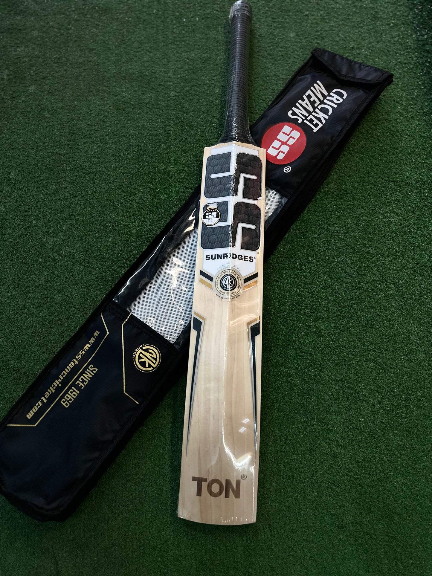 SS HERITAGE cricket bat (SH)