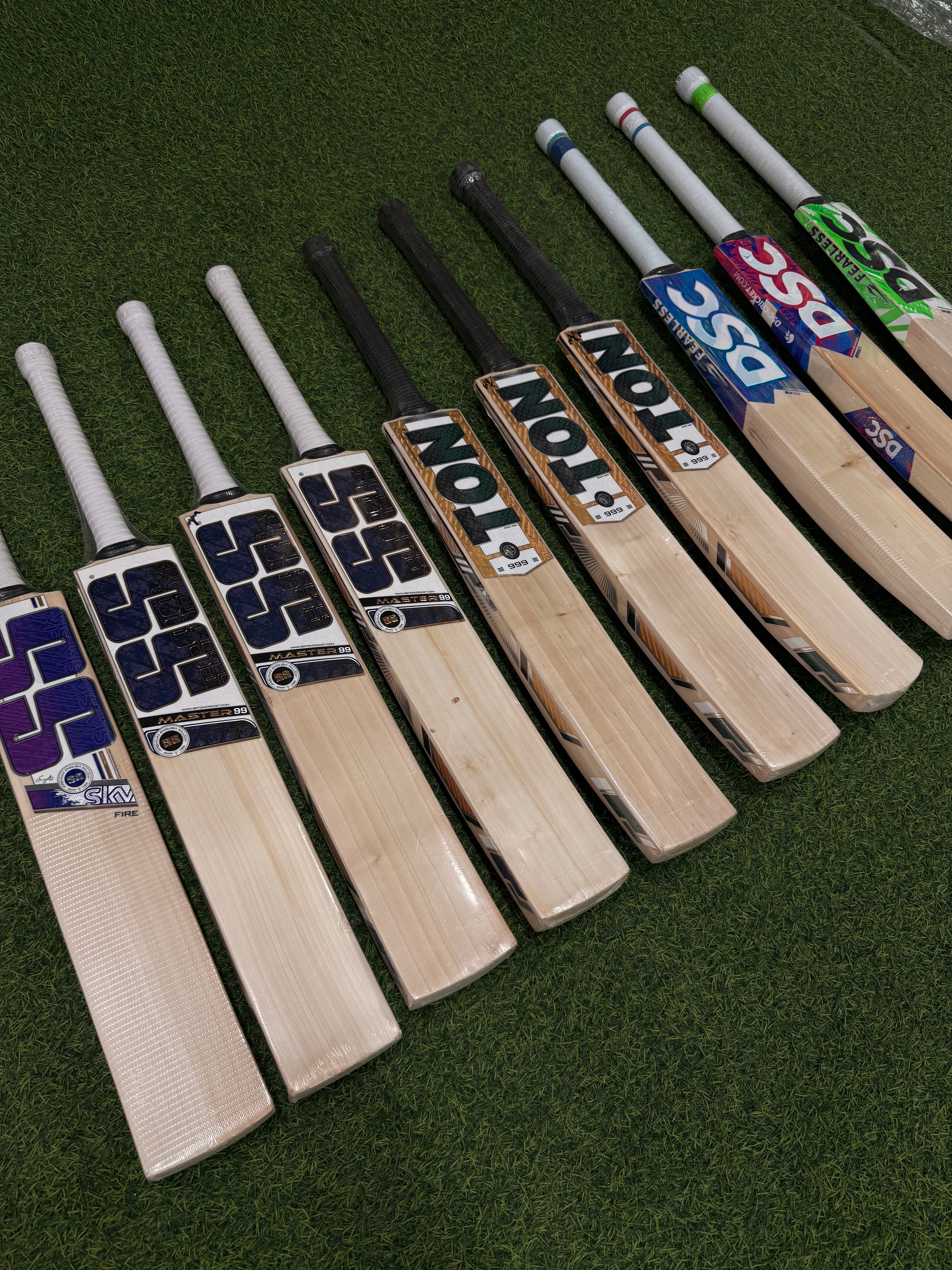 Size 3 Junior cricket bats