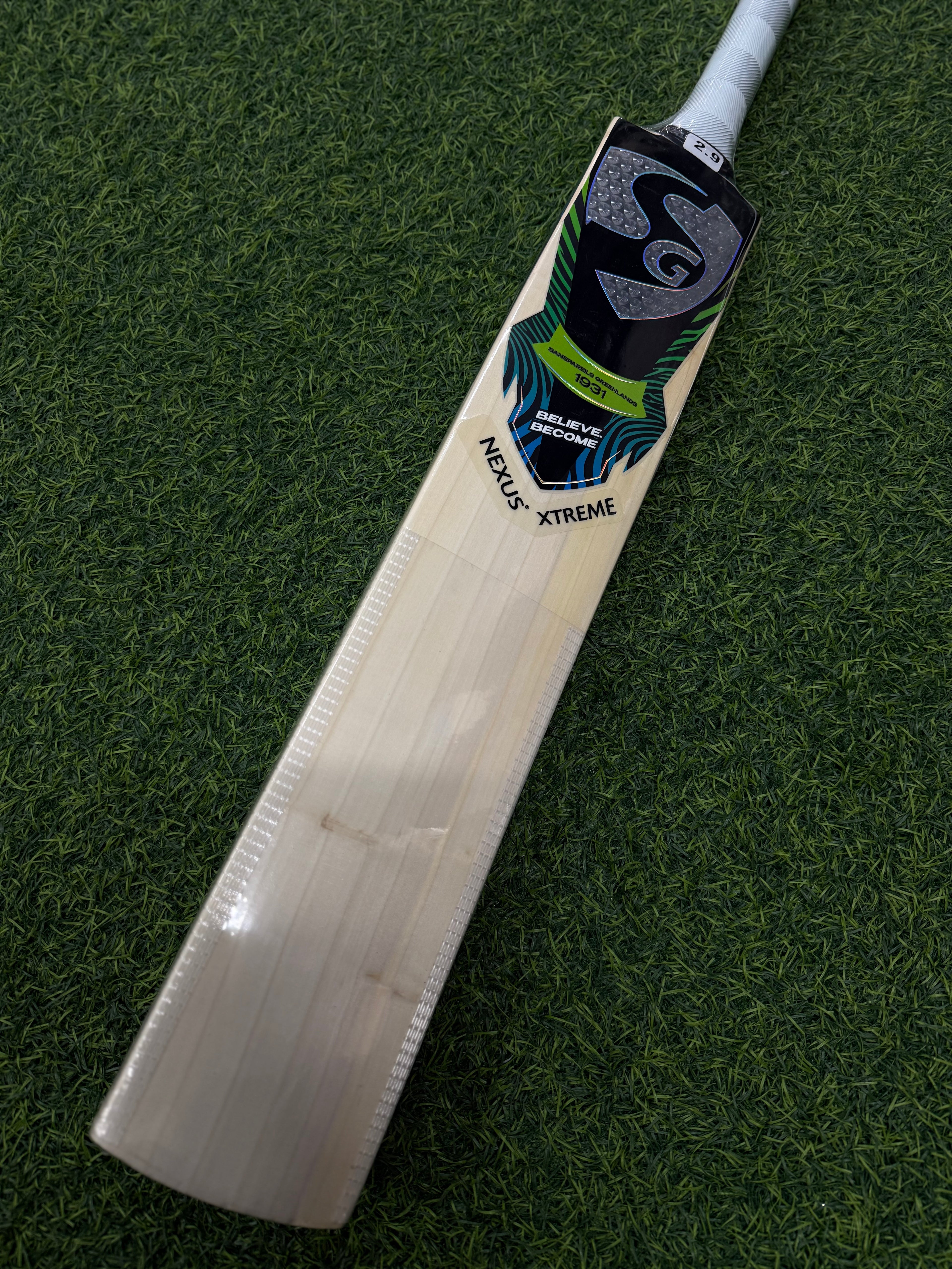 SG NEXUS XTREME (2026) EW SH CRICKET BAT