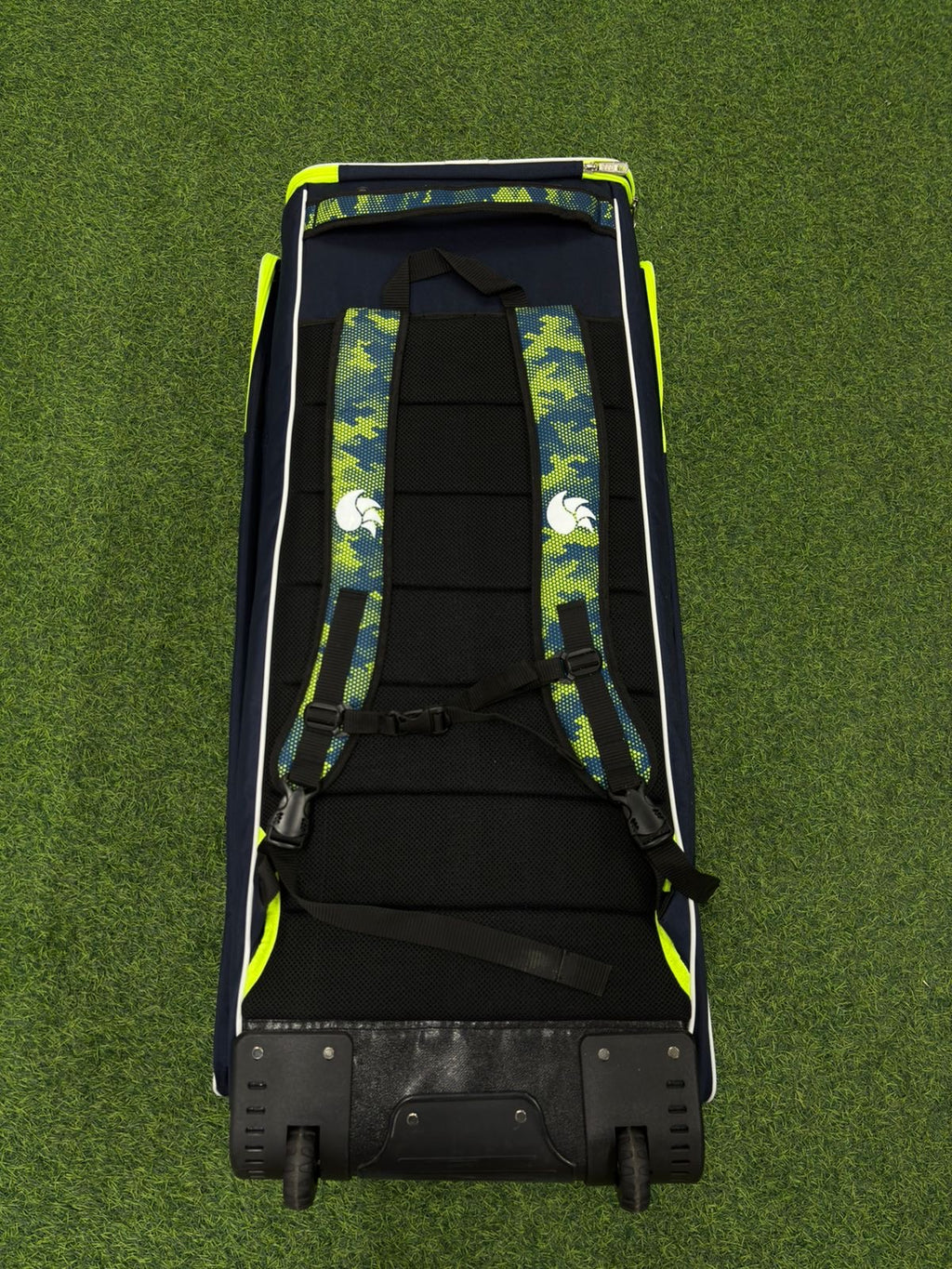 DSC FEARLESS WHEELS AND DUFFLE KITBAG