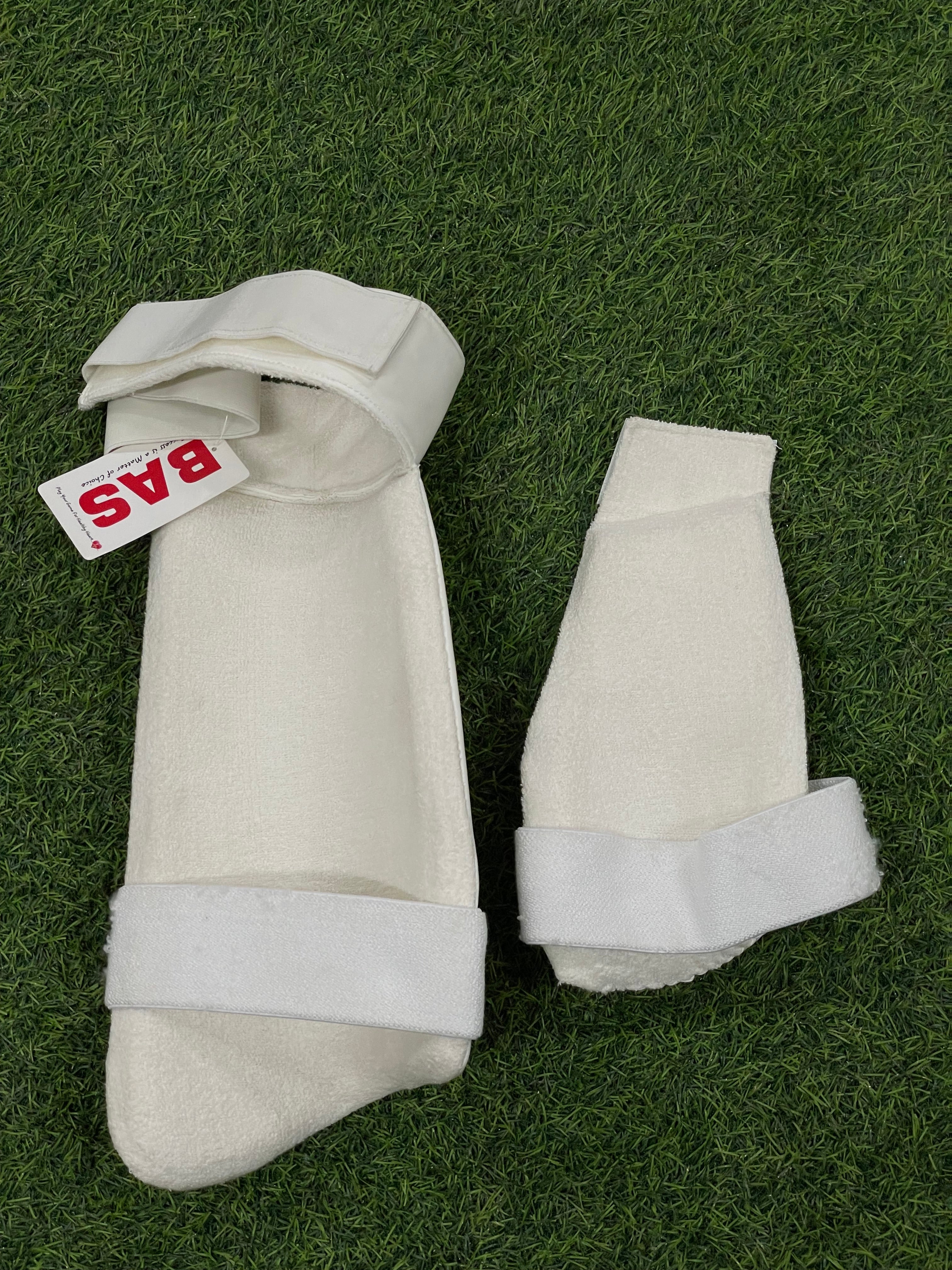 BAS COMBO (RH) THIGH PADS