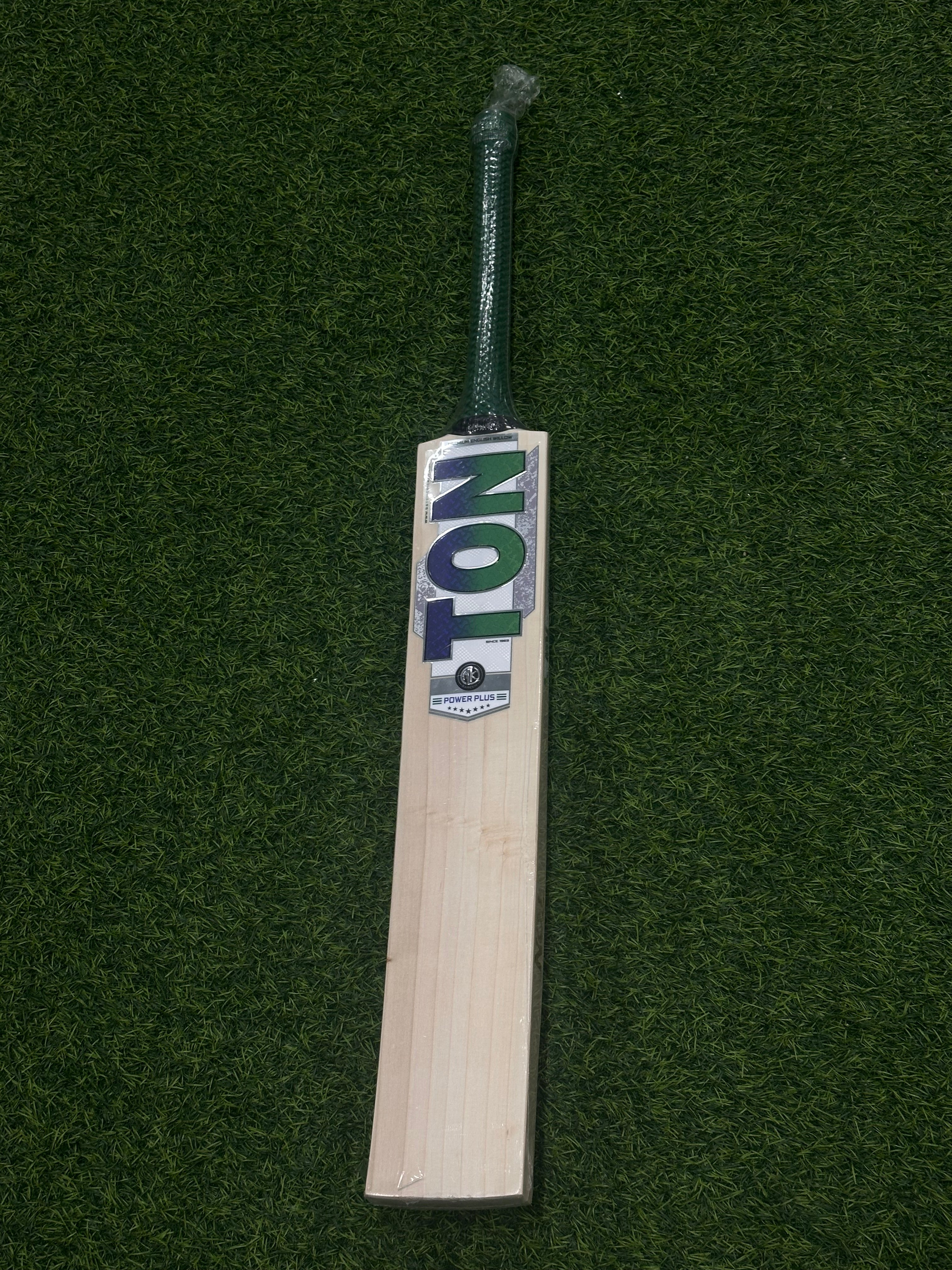 SS TON POWER PLUS EW LB CRICKET BAT
