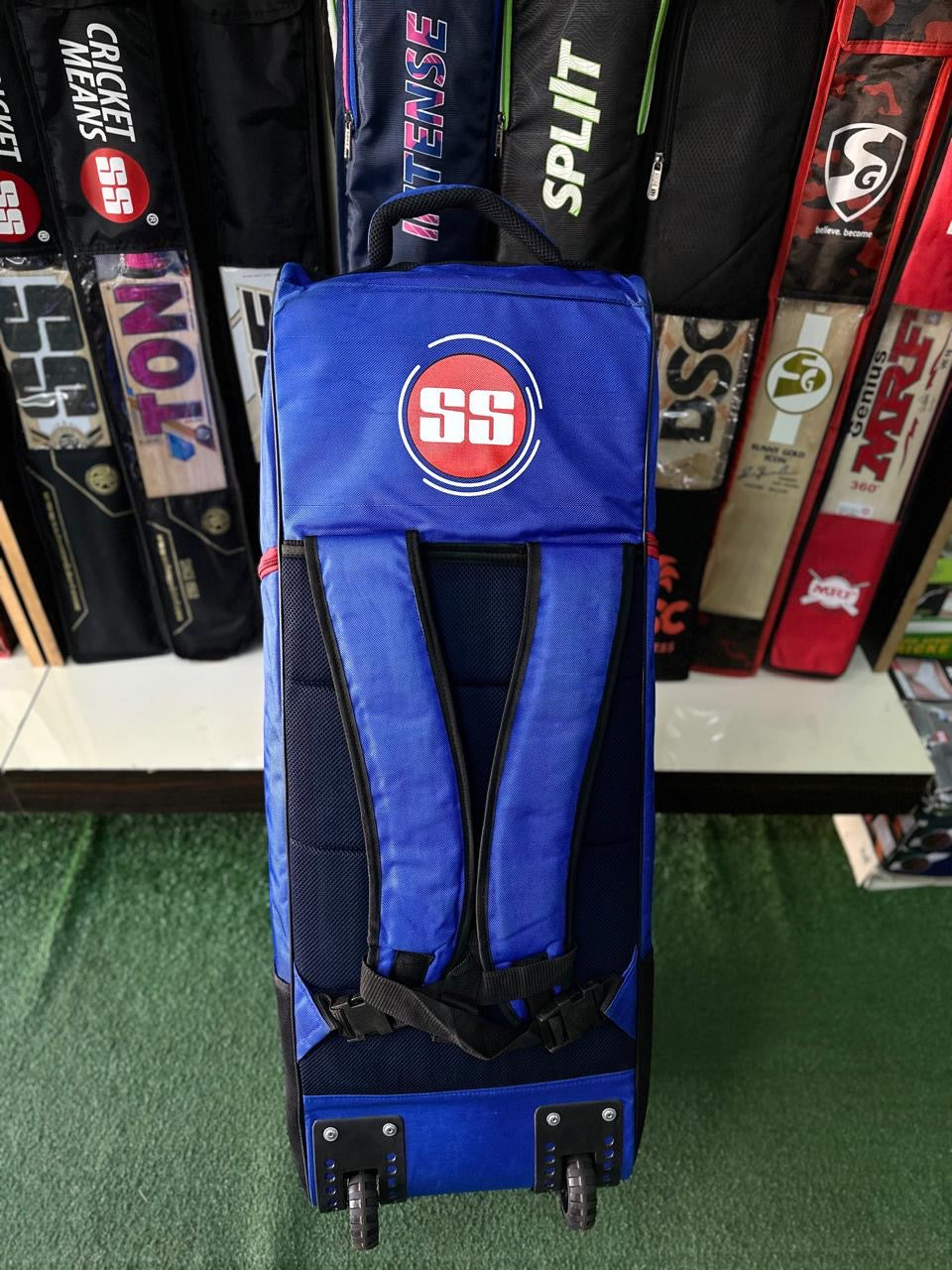 SS SELECT WHEELS & DUFFLE KITBAG