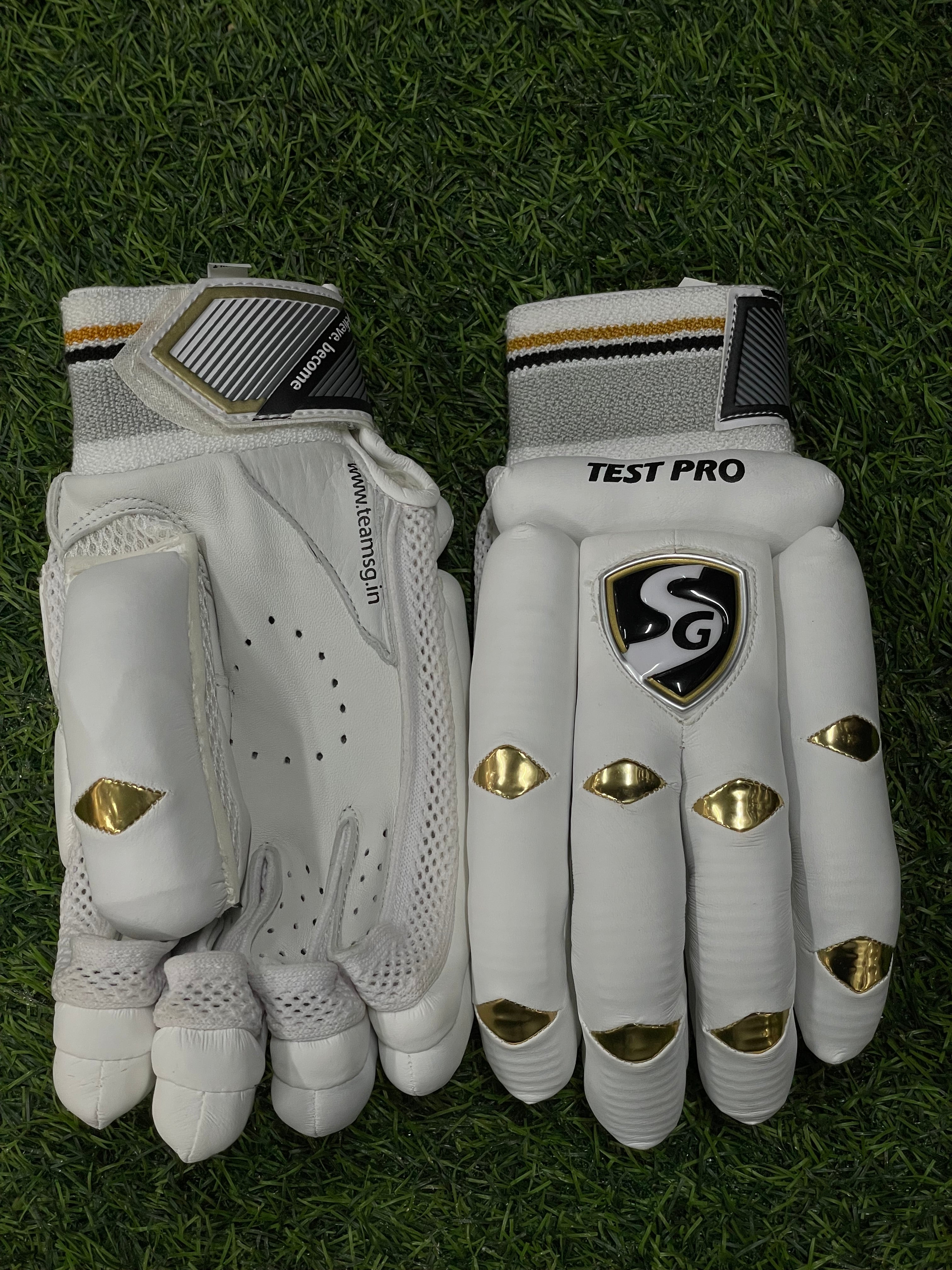 SG TEST PRO MENS LH BATTING GLOVES