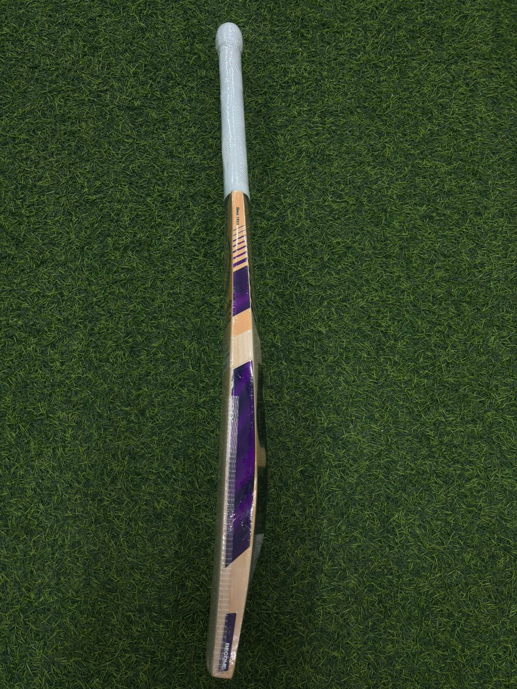SG slammer classic Size 6 (A)