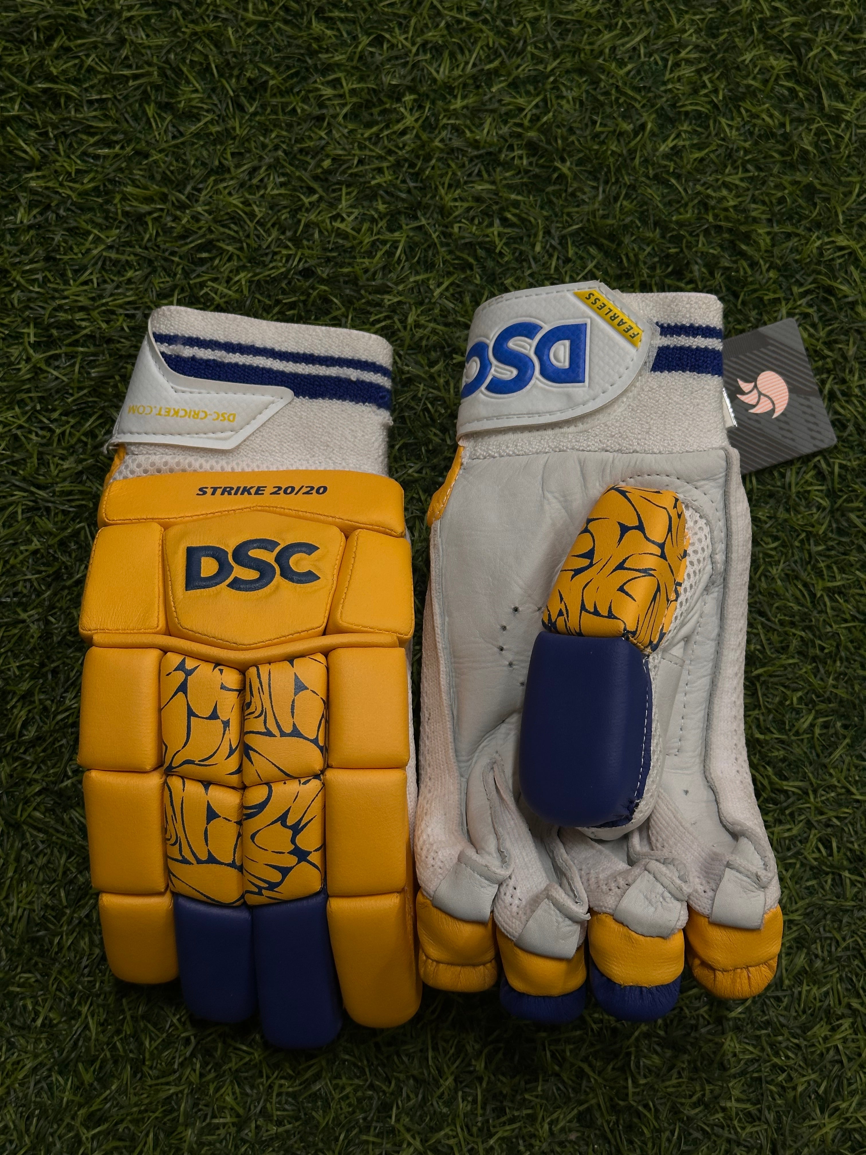 DSC STRIKE 20/20 MEN LH BATTING GLOVES