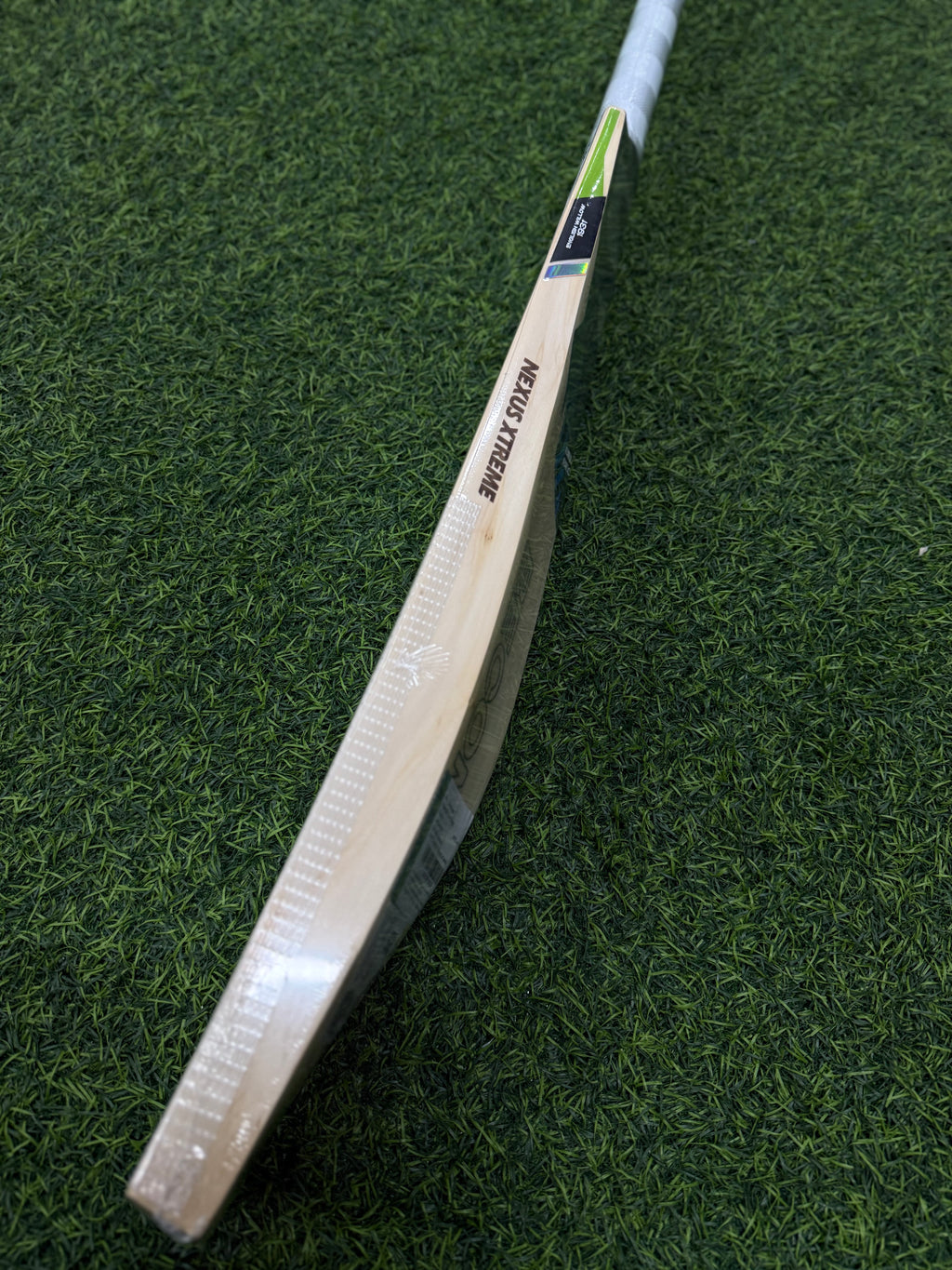 SG NEXUS XTREME (2026) EW SH CRICKET BAT