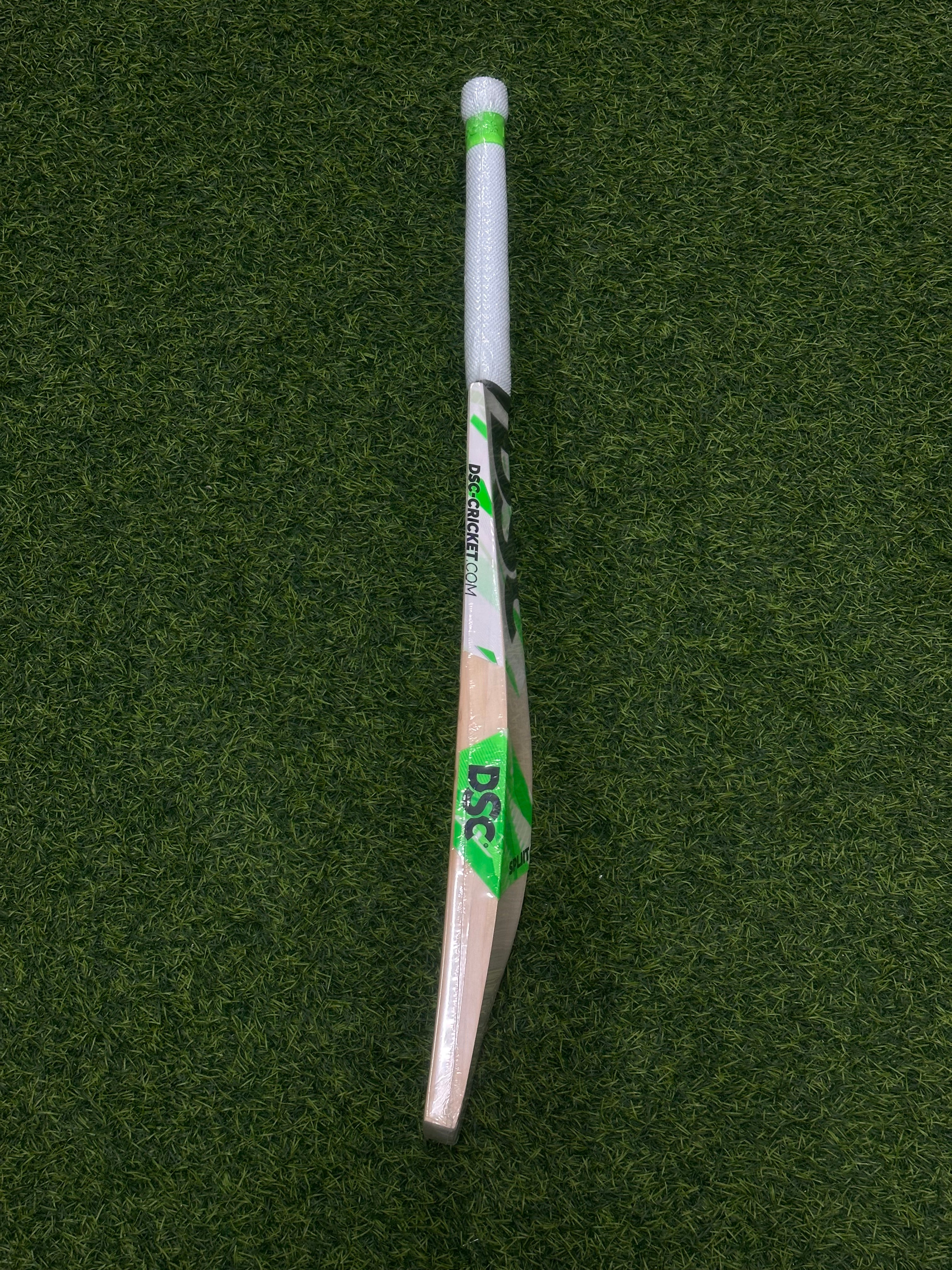 DSC SPLITT 200 EW SIZE 6 CRICKET BAT